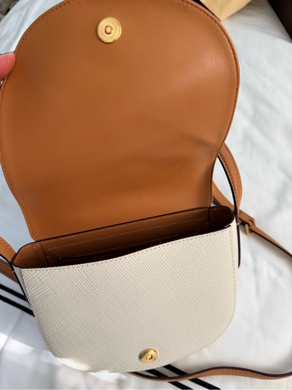 Ralph Lauren White Saddle Crossbody with Tan Strap - Picture 9 of 15